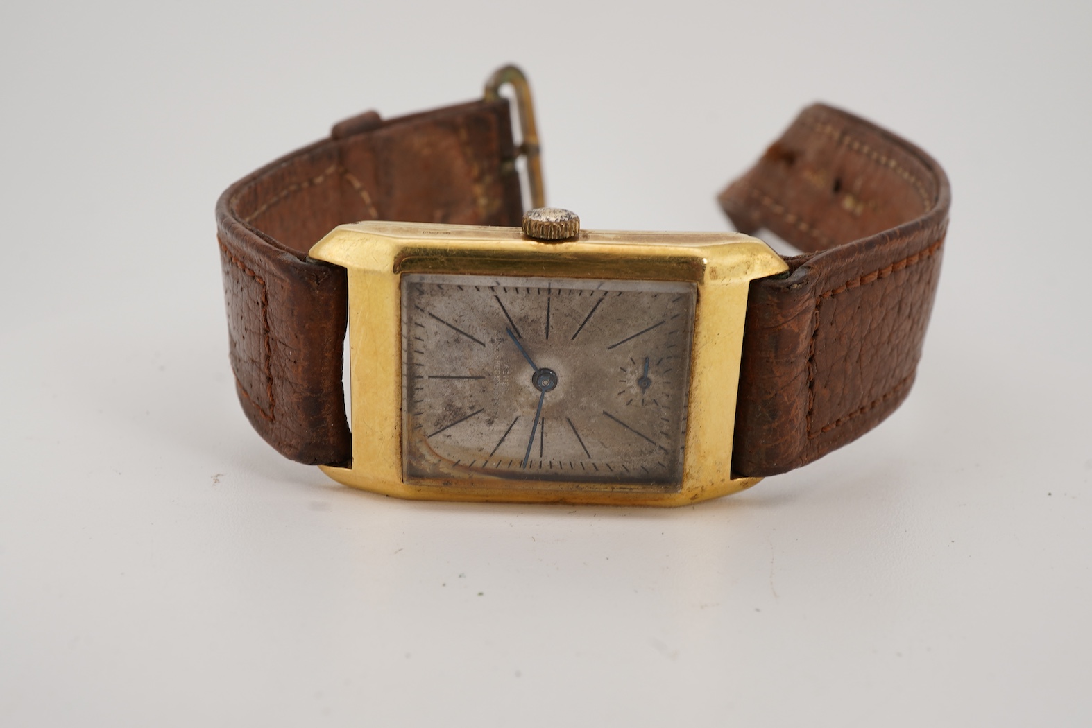 A gentleman's 1930's 18ct gold Vacheron & Constantin manual wind wrist watch